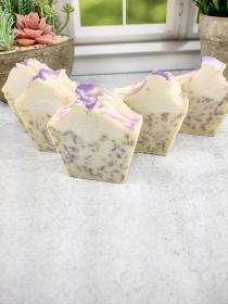 BERRY BLISS cupcake bar soap