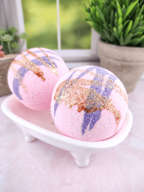 Love Potion bath bomb