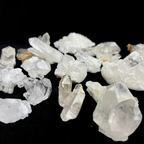 Clear Quartz | Clusters | Kilo Lot | 25-60mm | Brazil