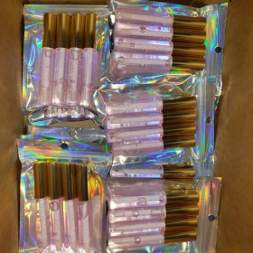 Bbbwholesale lip glosses (size: 40oz)