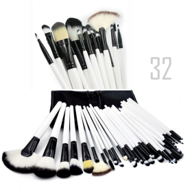 Sculptor 32 Piece High Quality Wooden Makeup Brush Set (Color: White)