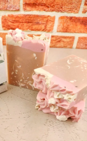 Baby Rose soap bar (size: Half Size)